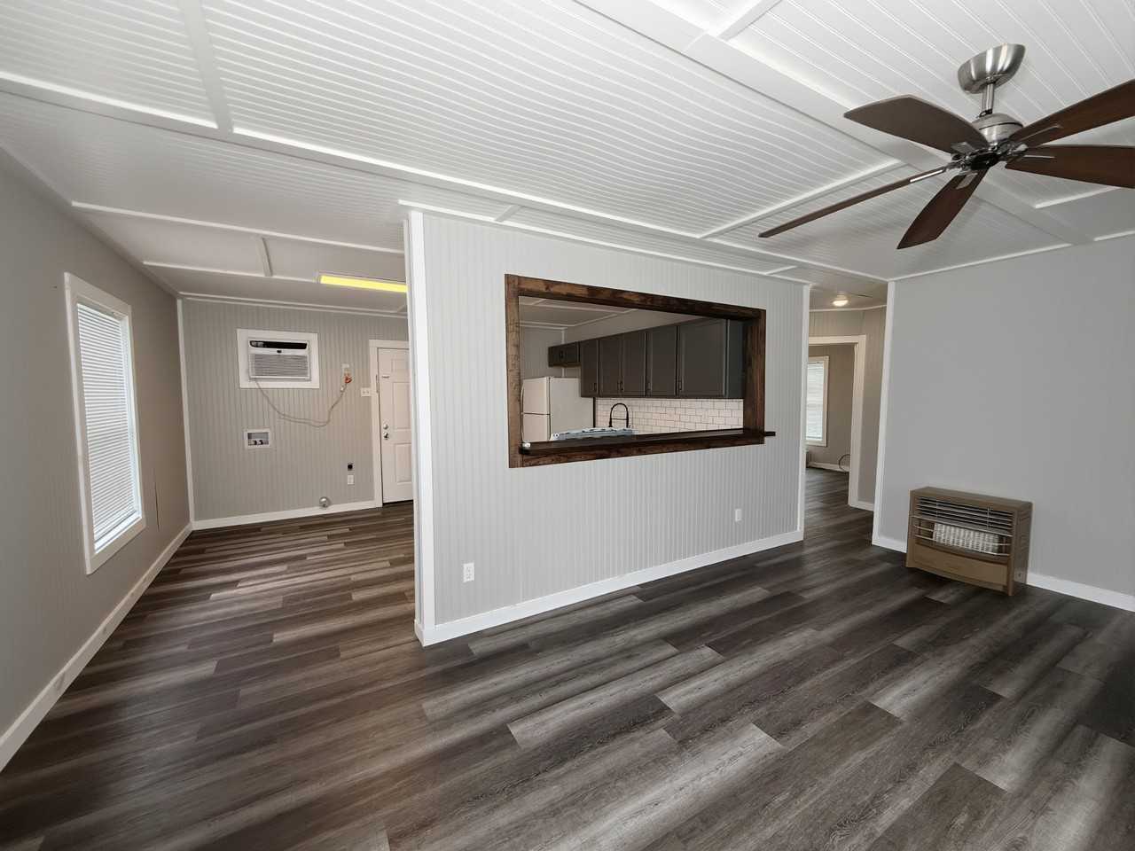 1016 W Crawford St #1 - Photo 4 of 17