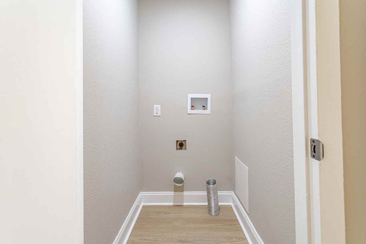 The Eastern Apartments - Photo 5 of 50