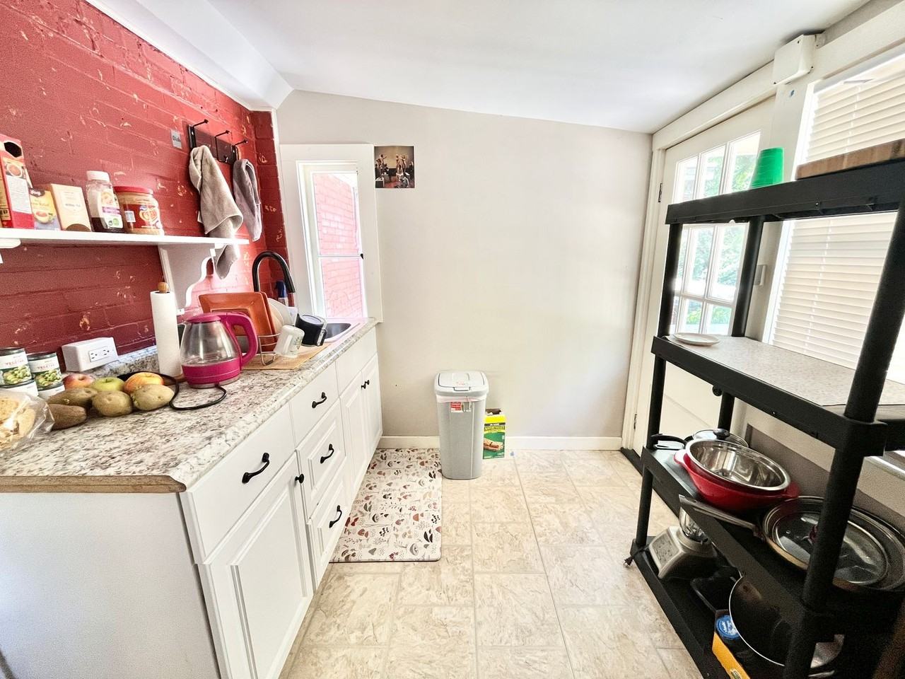 1415 S. 3rd - Photo 7 of 10