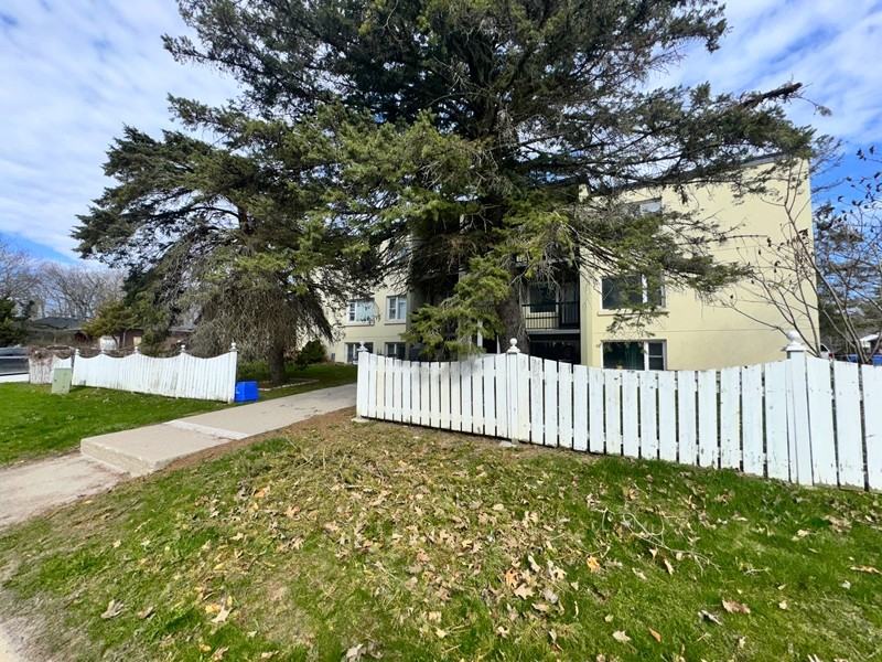 74 Shirley Ave - Photo 7 of 24