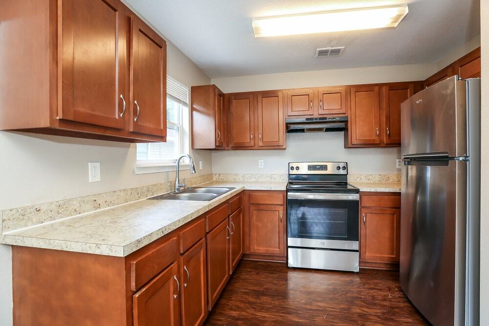 3747 Peachtree St - Photo 7 of 16