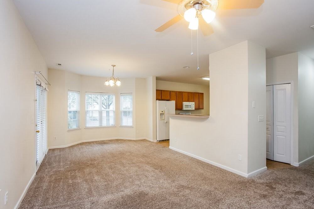 19404 Fridley Ln - Photo 7 of 17
