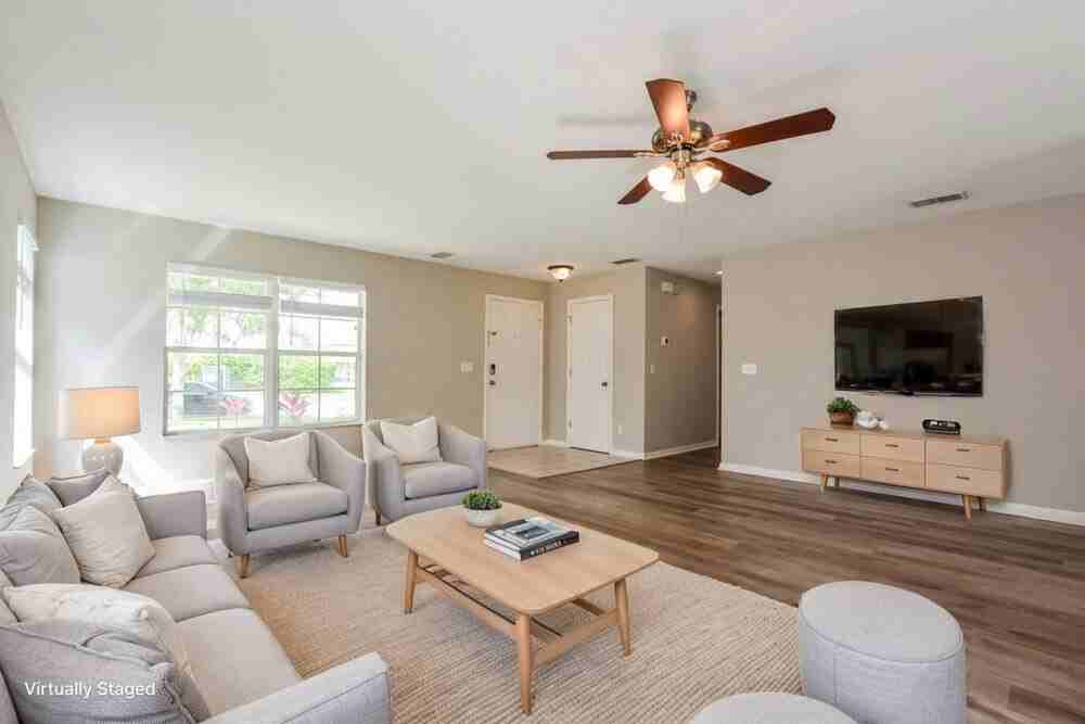 3905 Lone Eagle Pl - Photo 5 of 19