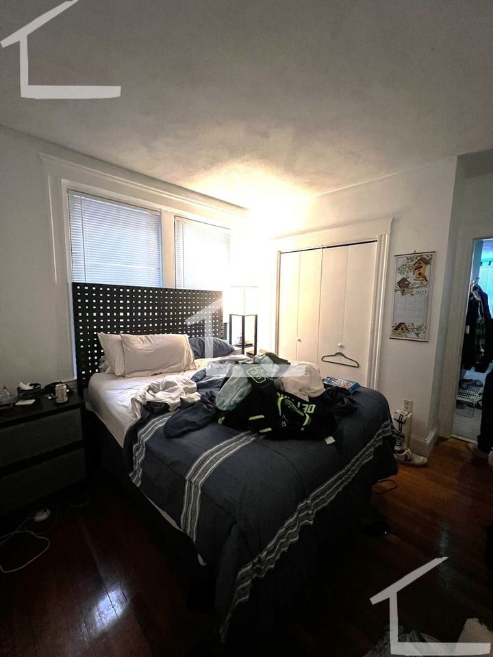 448 Park Dr - Photo 5 of 9