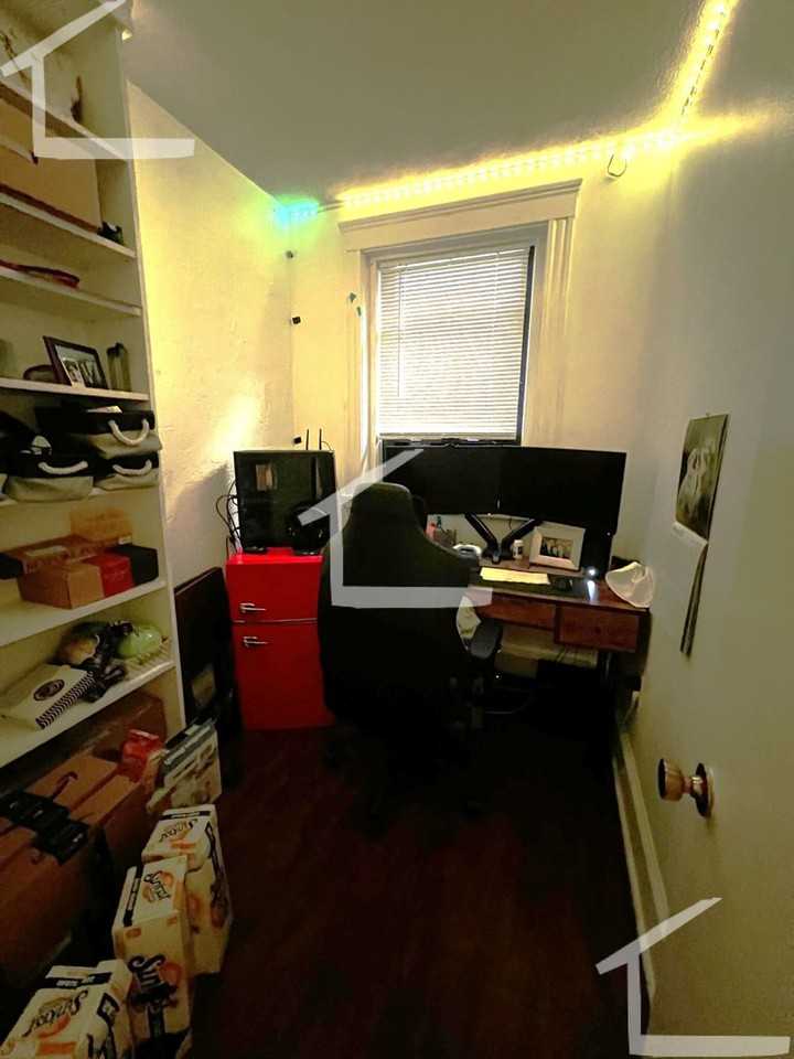 448 Park Dr - Photo 7 of 9