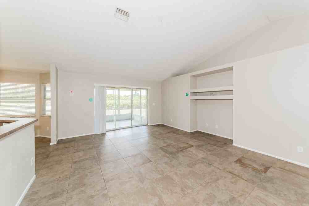 6603 67th St E - Photo 5 of 19