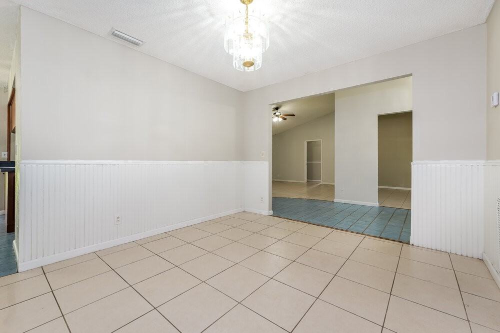 547 Indigo Ave - Photo 5 of 16