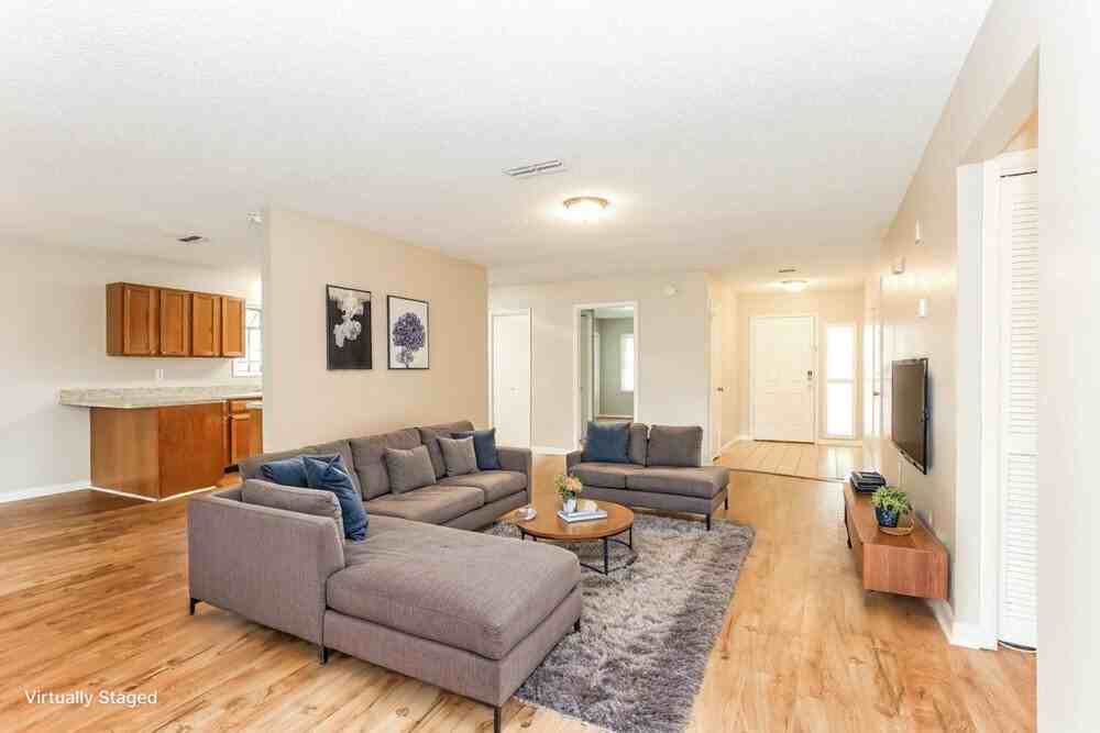 5381 Fremont St - Photo 5 of 19