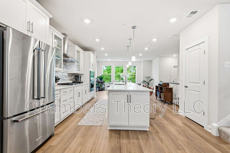 20851 Owenmore Ter - Photo 4 of 45