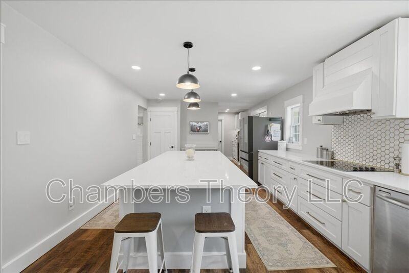 14410 Otis Ct - Photo 4 of 46