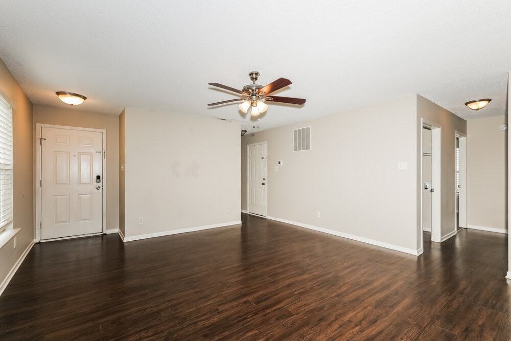 6715 Everbloom Ln - Photo 5 of 16