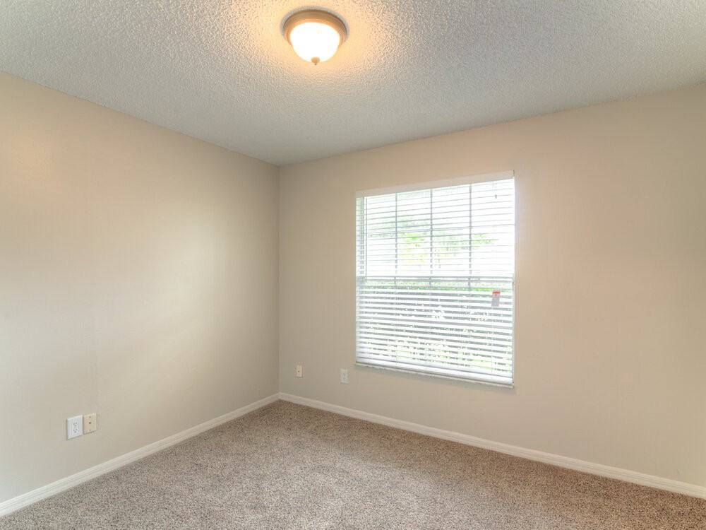 1247 Holly Springs Cir - Photo 6 of 13