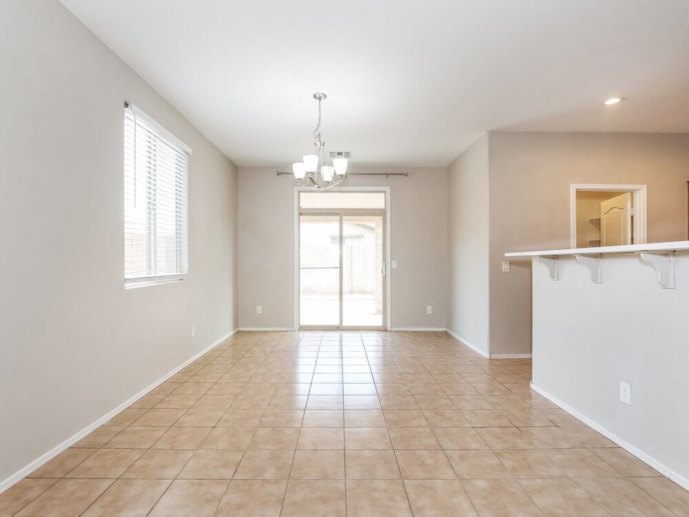 7333 W St Catherine Ave - Photo 5 of 16