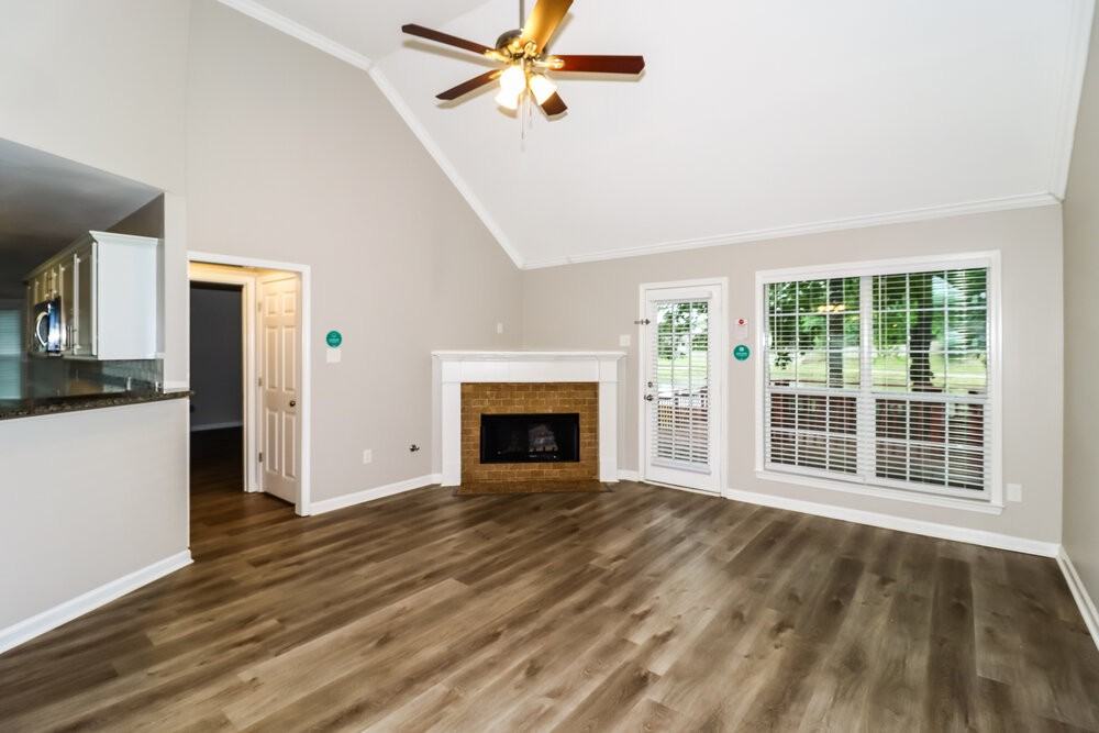 35 Lakewood Cv - Photo 7 of 20