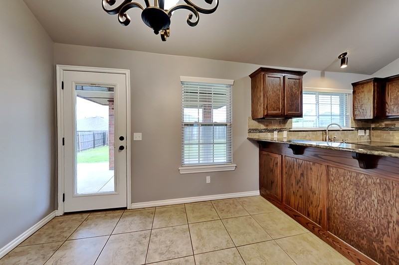 9908 Allie Hope Ln - Photo 6 of 18