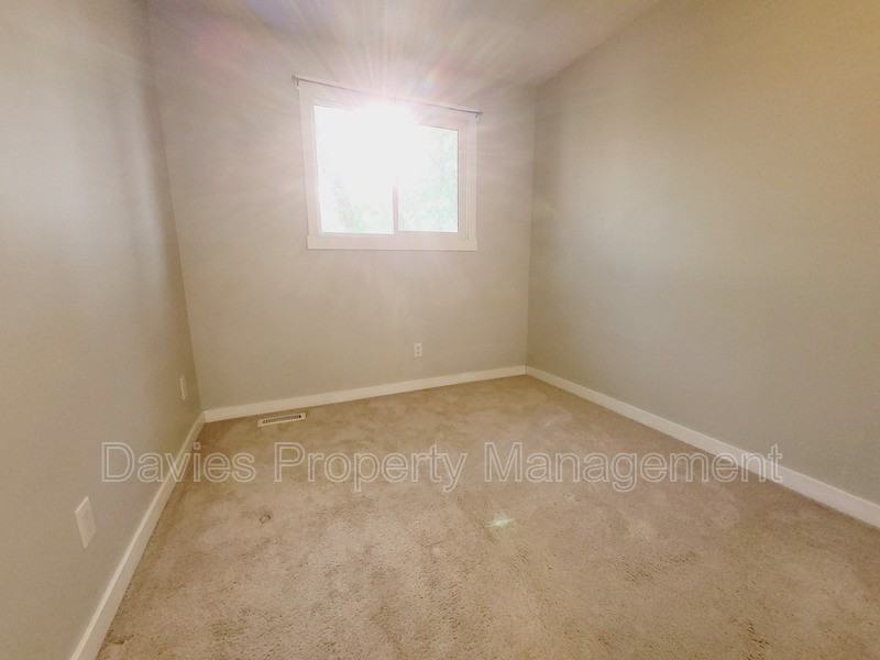 1748 Lakewood Road South Nw - Photo 7 of 15