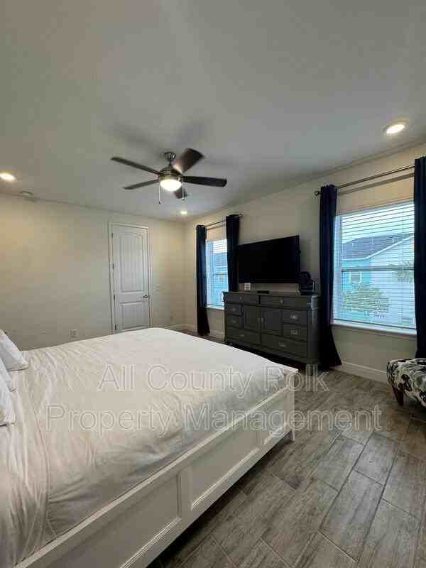 3188 Caribbean Soul Dr - Photo 5 of 37