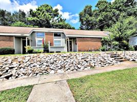 featured image of 1427 Ascent Trl Nw