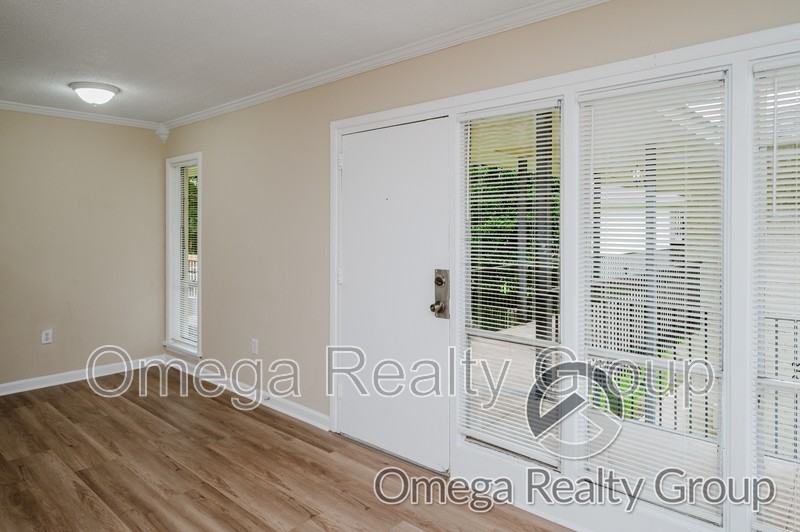 4724 S Court St #219 - Photo 5 of 24