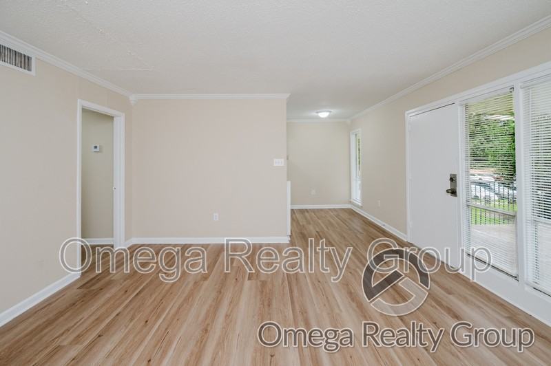 4724 S Court St #219 - Photo 7 of 24