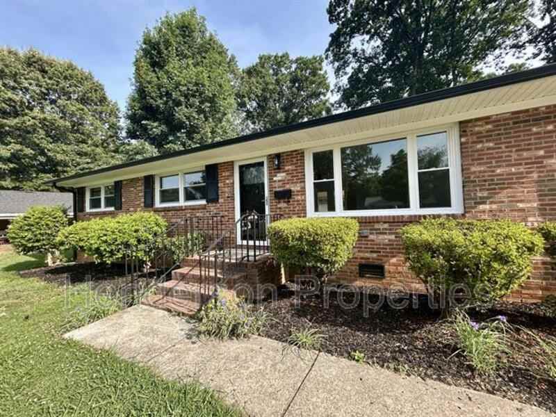 5405 Myrica Ln - Photo 2 of 20