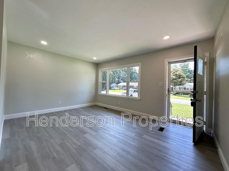 5405 Myrica Ln - Photo 5 of 20