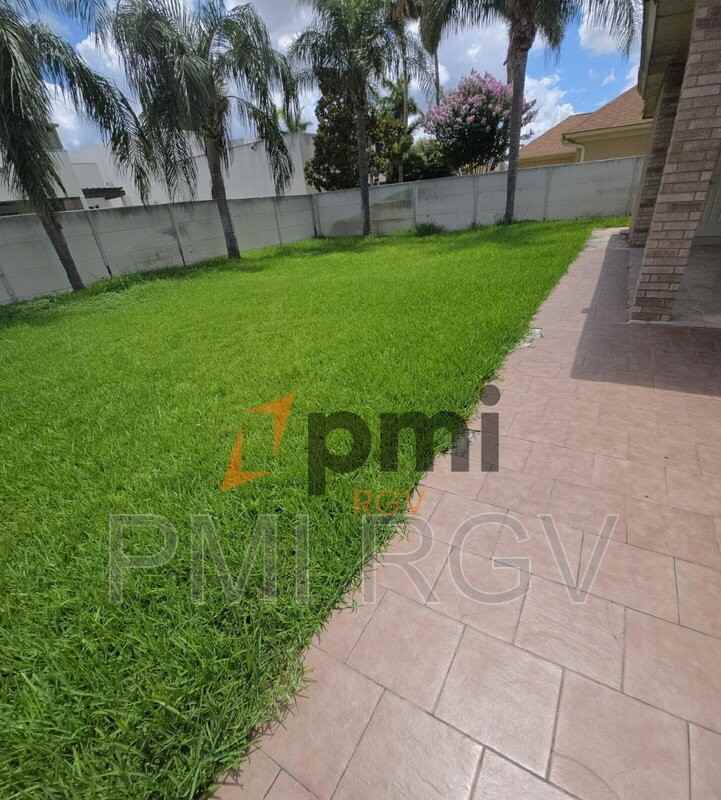 1907 Audrey Dr - Photo 4 of 17