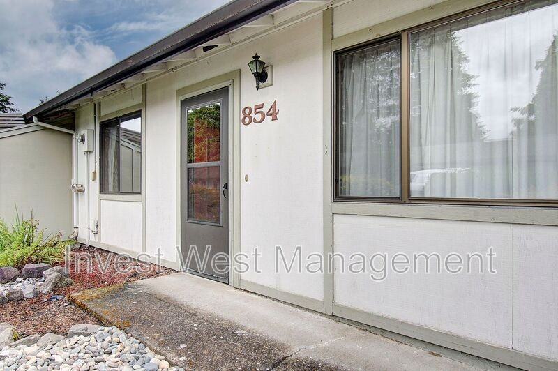 854 Washougal River Rd - Photo 2 of 33