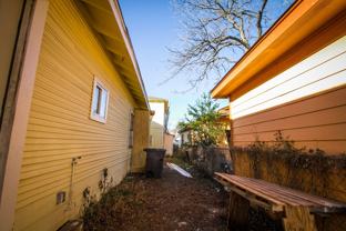 924 Saint James - Photo 1 of 1