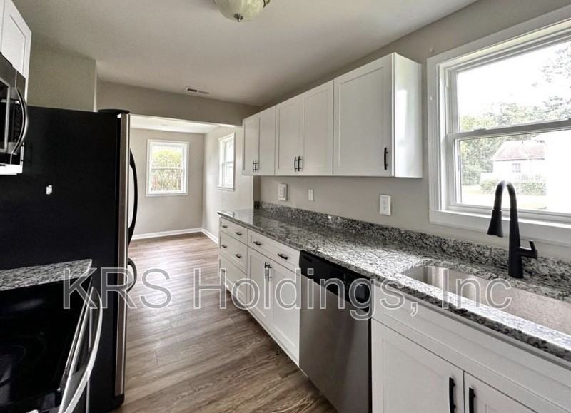 115 Orange Dr - Photo 4 of 10