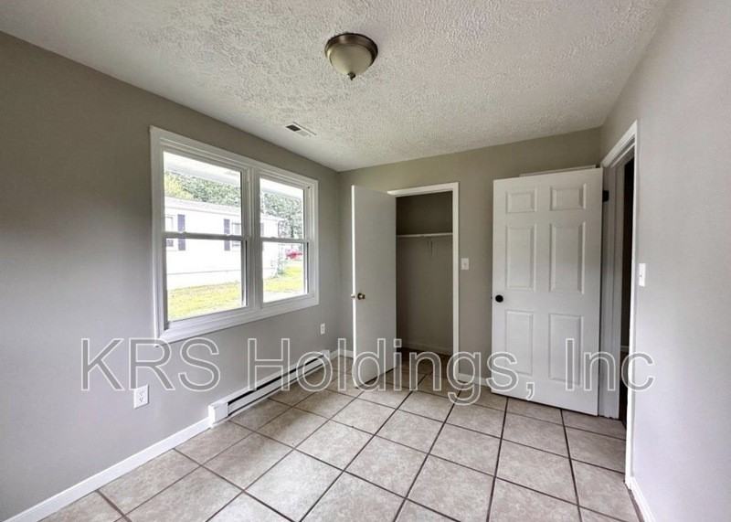 115 Orange Dr - Photo 6 of 10