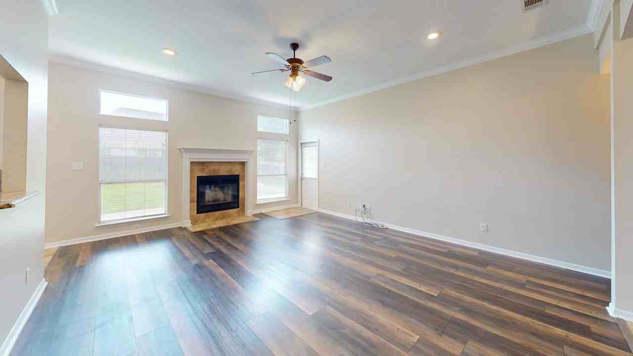1021 Westend Dr - Photo 5 of 23