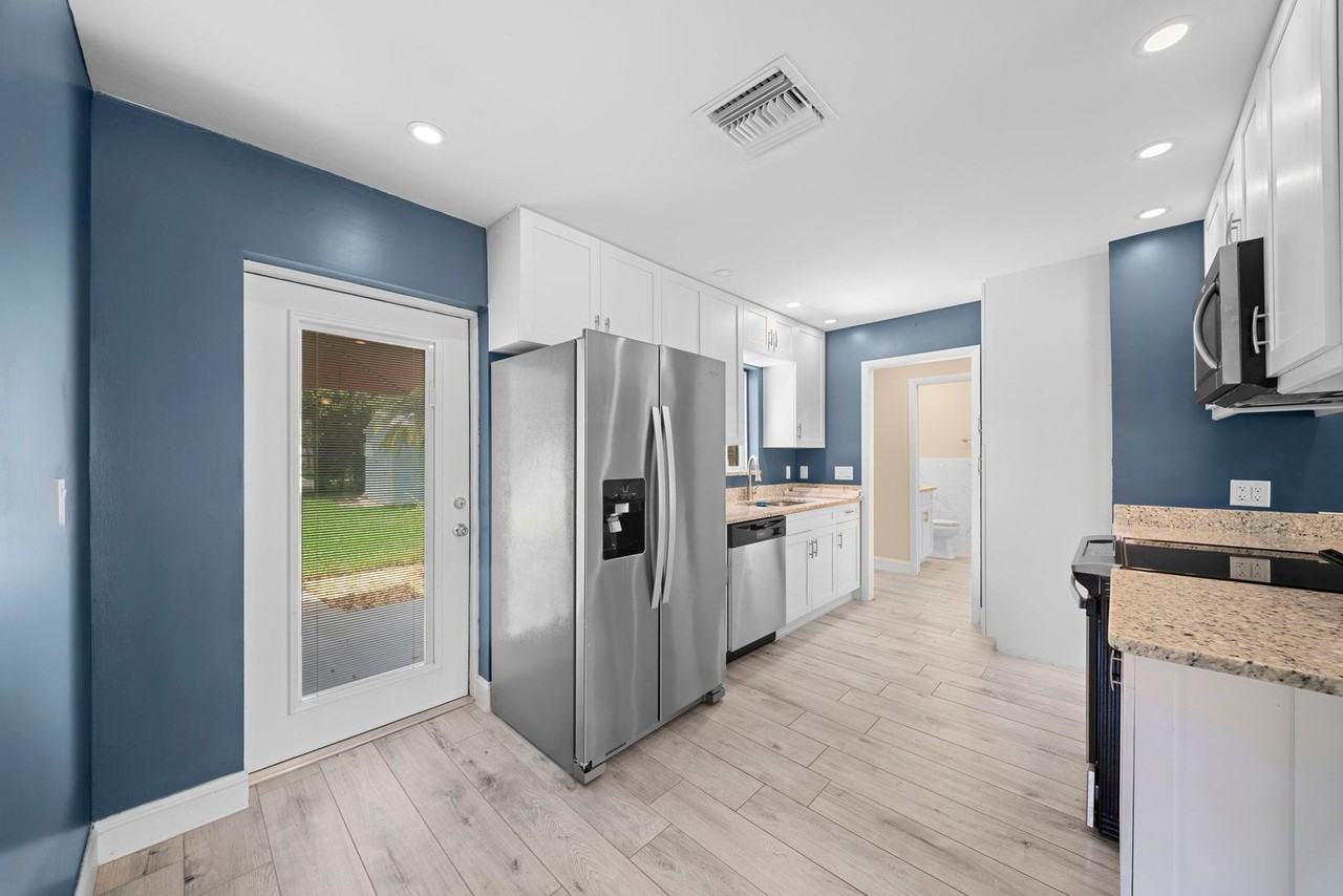 645 95th Ave N #1 - Photo 7 of 21