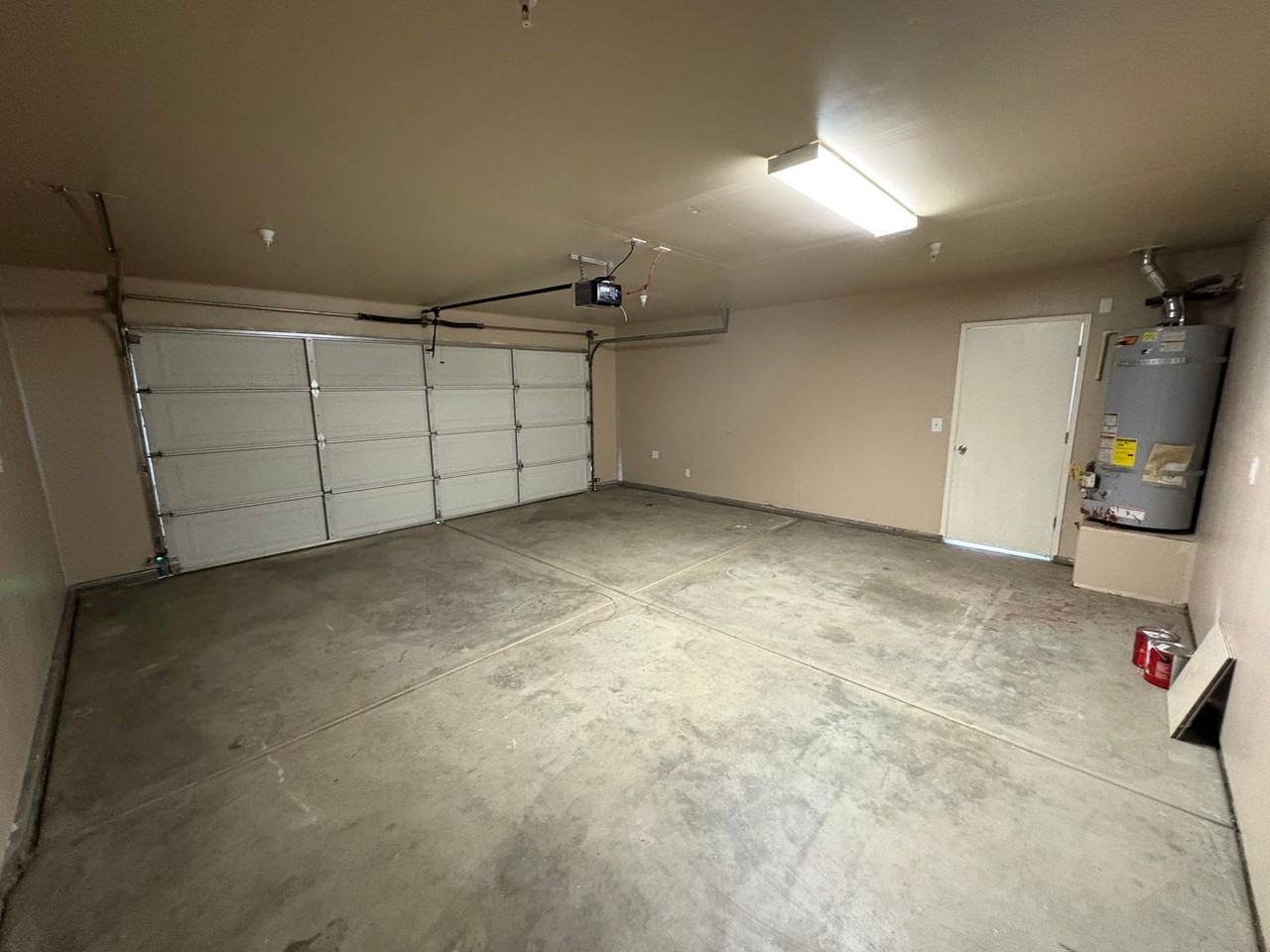 2132 E Sweet Ave - Photo 3 of 37
