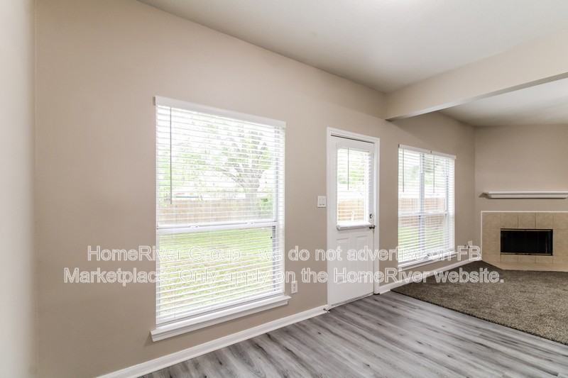11915 Cottonwood Ln - Photo 3 of 21