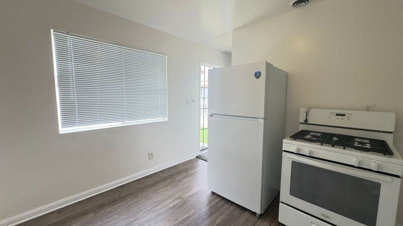 6019 Bright Ave - Photo 6 of 15