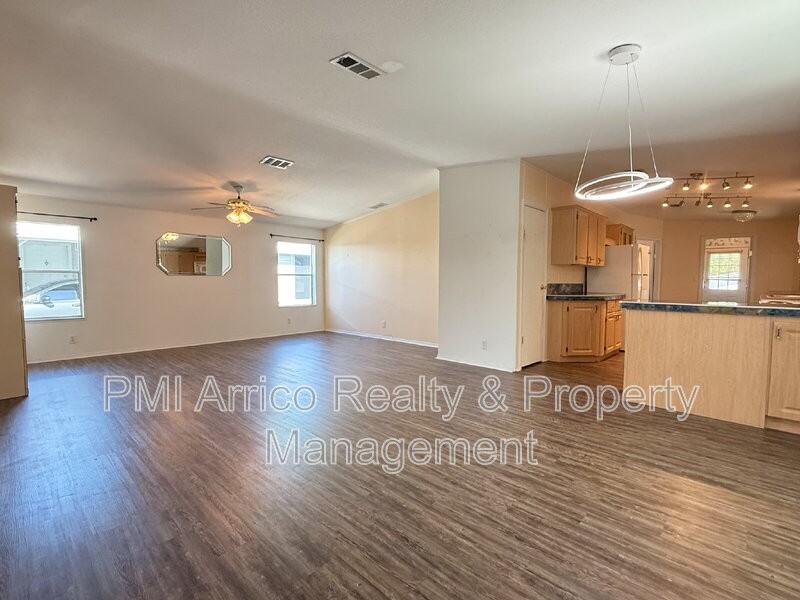 3515 Zephyr Ln - Photo 6 of 41