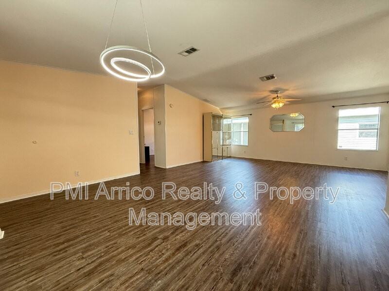 3515 Zephyr Ln - Photo 7 of 41