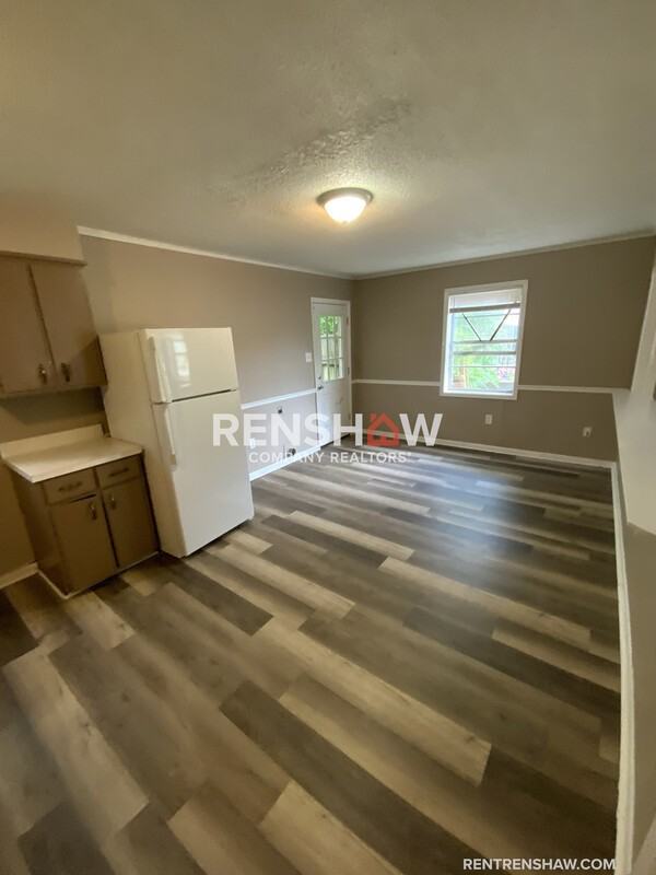 1539 Defoe Rd - Photo 4 of 15