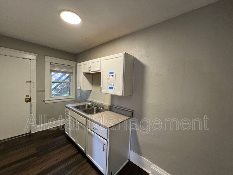 13815 Idarose Ave #1 - Photo 3 of 18
