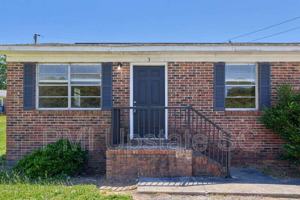 featured image of 700 Brook St #3