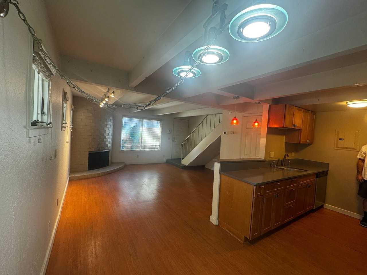 2110 H Street Apartments - Photo 4 of 15