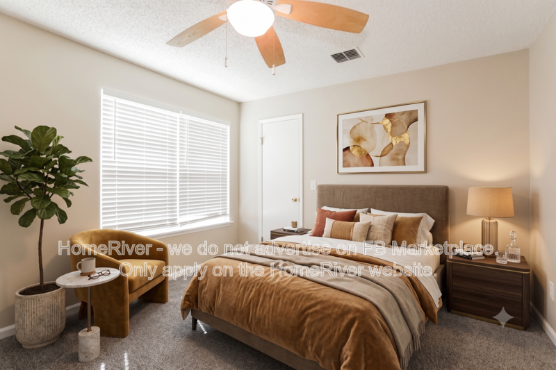 7966 Amandas Crossing Dr E - Photo 4 of 22