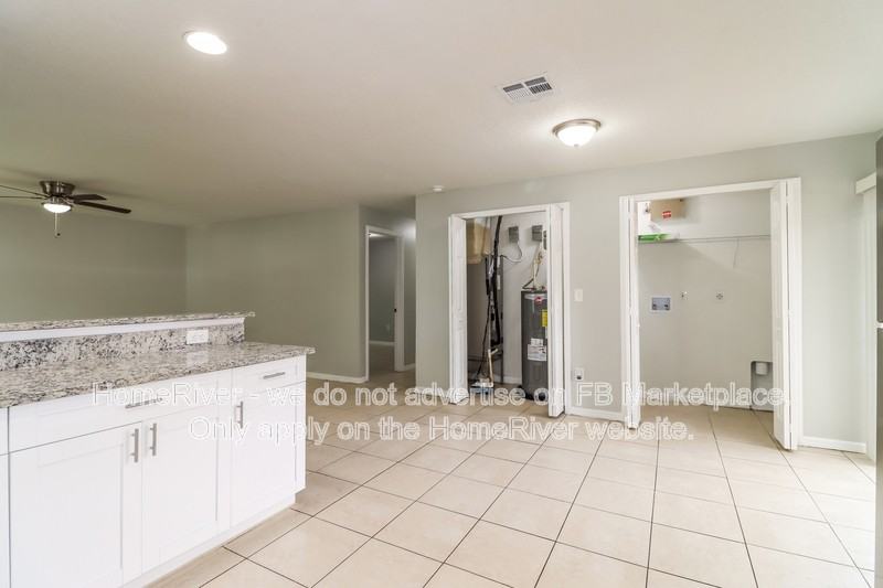 2213 E Emma St - Photo 7 of 16
