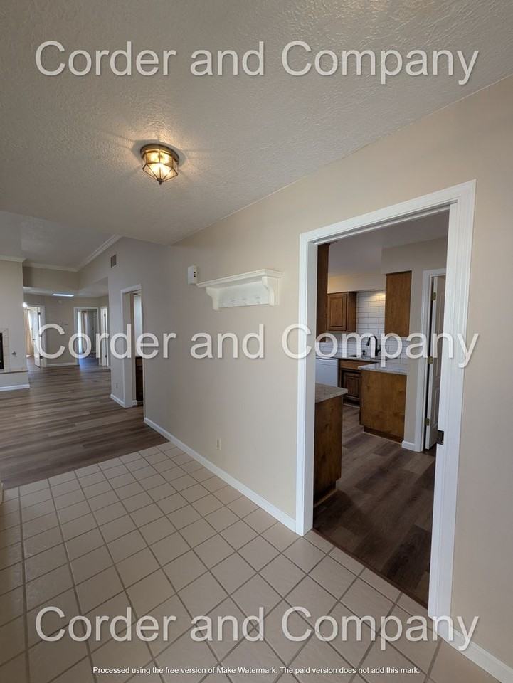 3345 Esplanade Cir Se - Photo 6 of 40