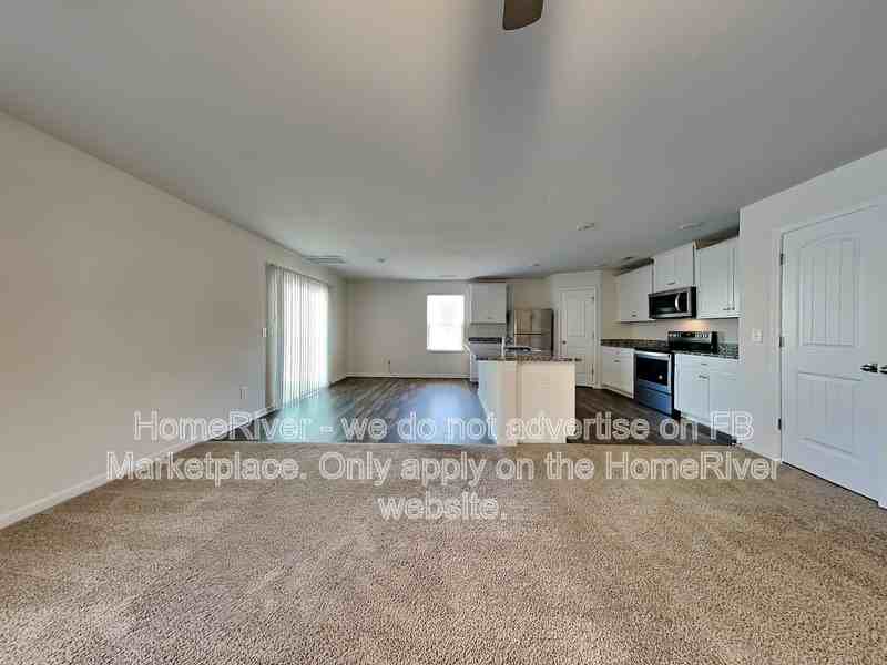 3999 Meredith Woods Ln - Photo 2 of 30