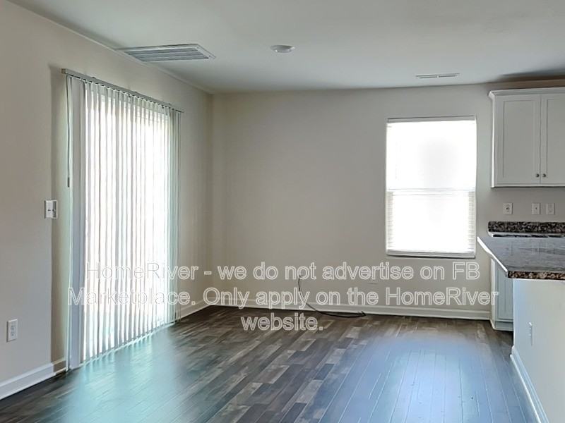3999 Meredith Woods Ln - Photo 5 of 30