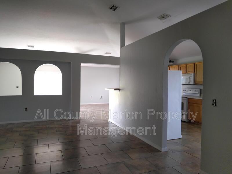 114 Juniper Way - Photo 4 of 8