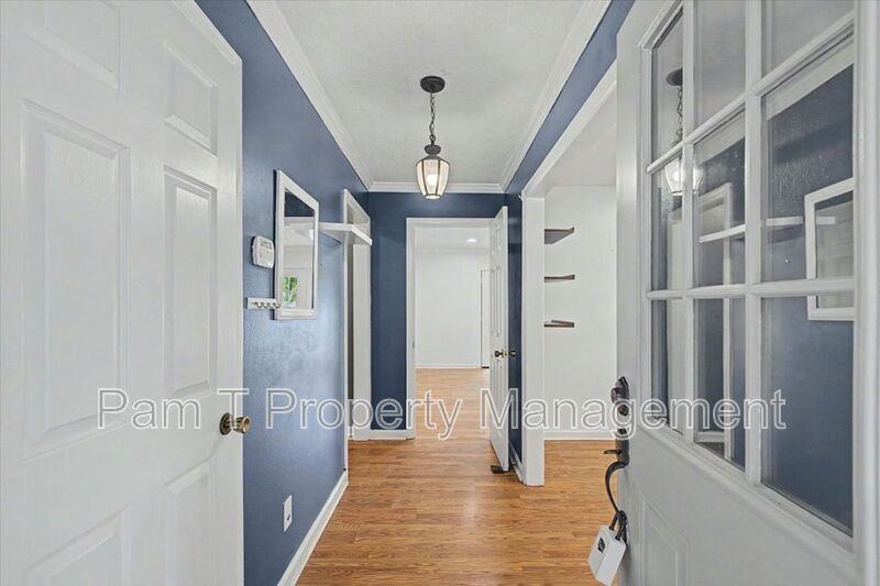 1332 Grace Dr - Photo 4 of 34
