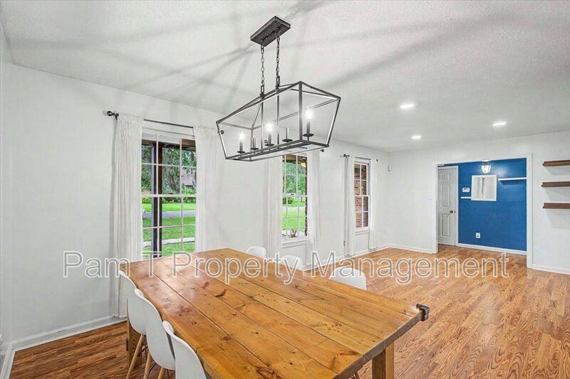 1332 Grace Dr - Photo 6 of 34